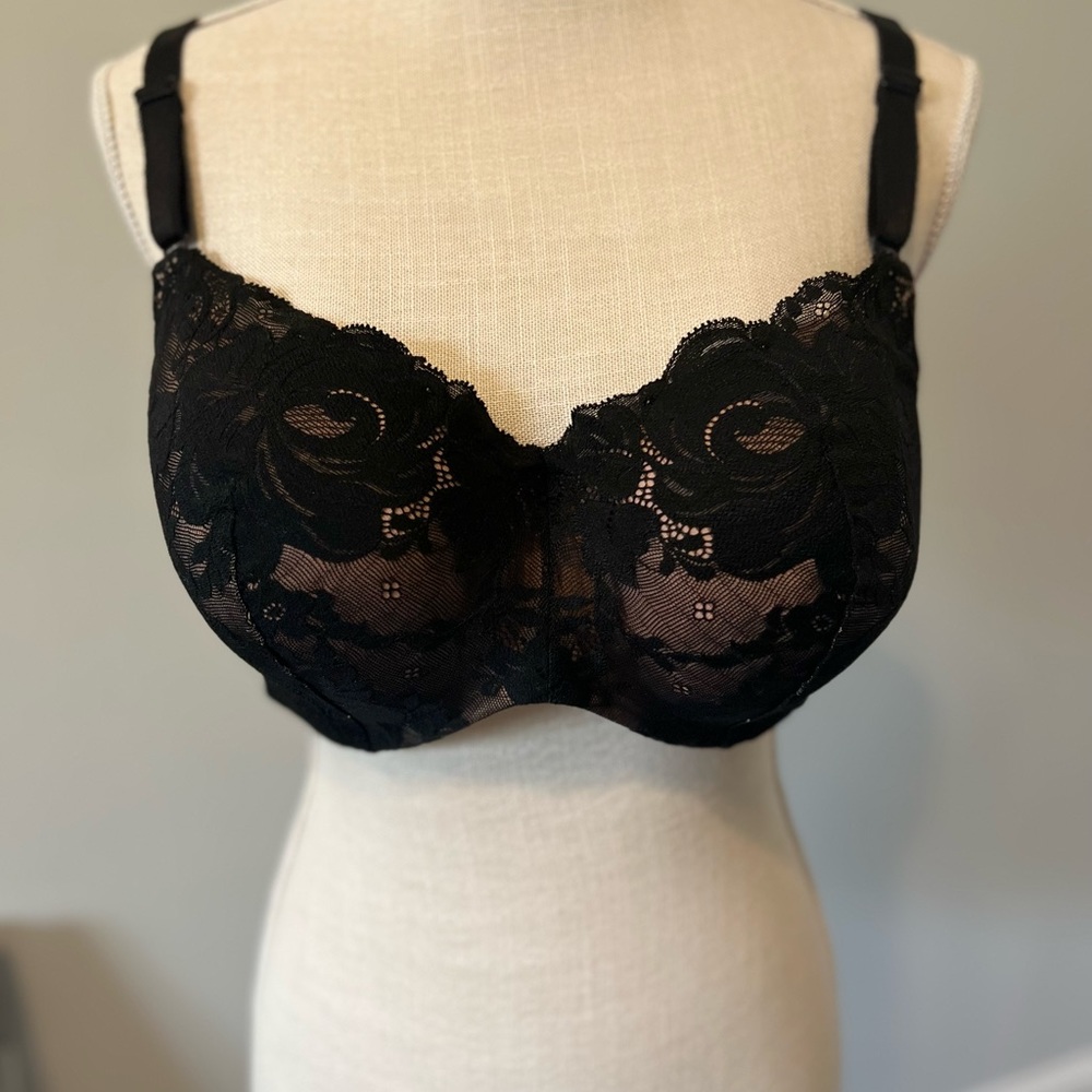 Torrid Bra, 44B, underwire, lace and mesh-lined